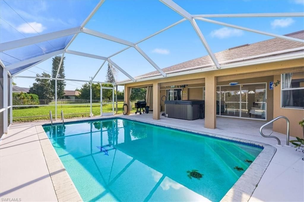 1702 SE 11th Ave, Cape Coral, FL 33990 Photo