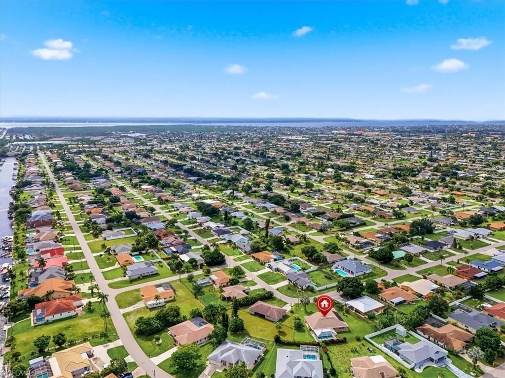 1702 SE 11th Ave, Cape Coral, FL 33990 Photo