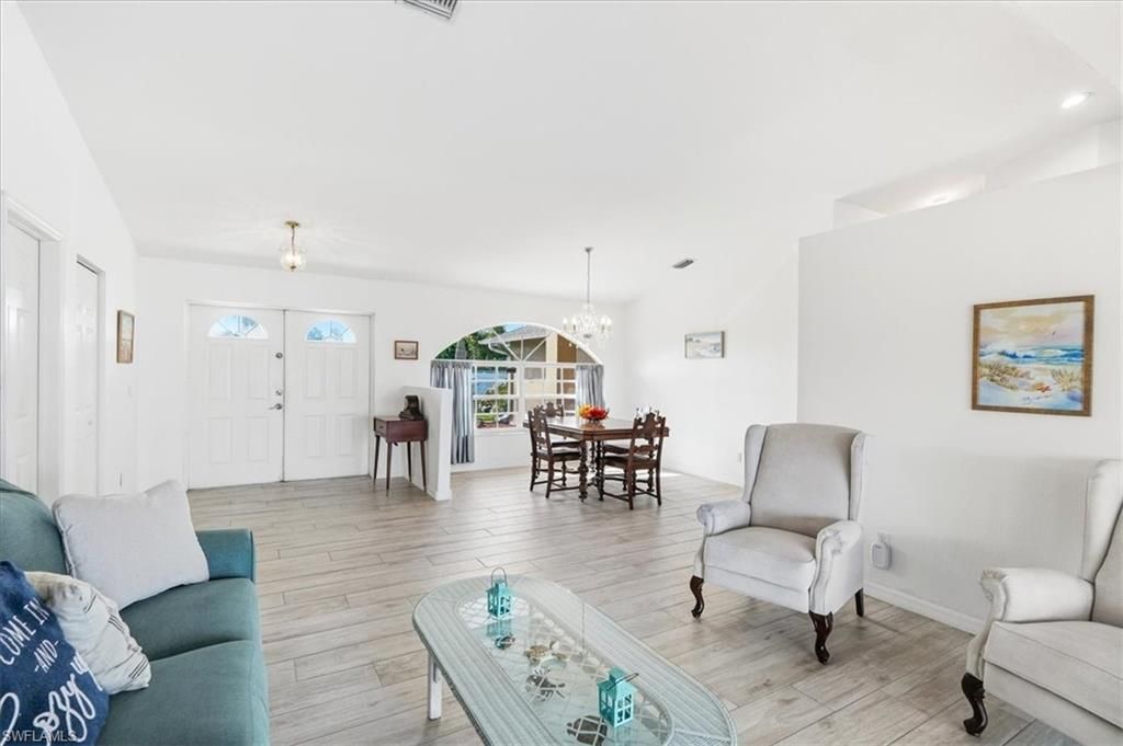 1702 SE 11th Ave, Cape Coral, FL 33990 Photo