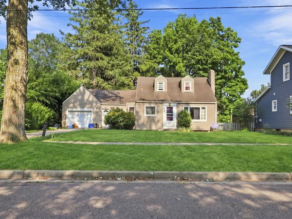 617 East Street, Three Rivers, MI 49093