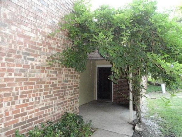 2717 Meadowstone Court, Carrollton, TX 75006
