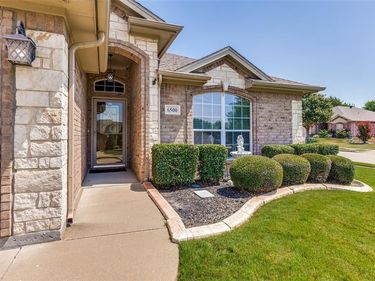6500 Sierra Madre Drive, Fort Worth, TX 76179