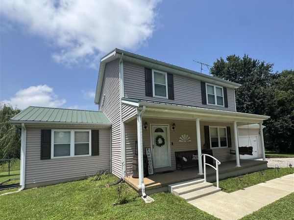 525 L G and E Road , Magnolia, KY 42104