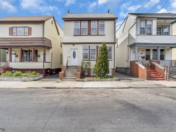 89 Schley St, Newark, NJ 07112