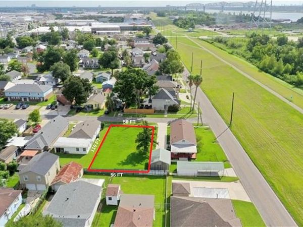 10 CRISLAUR Avenue , Harahan, LA 70123