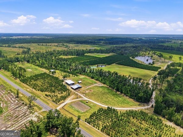 1370 Ga Highway 56, Mt Vernon, GA 30445