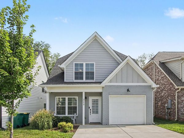 215 Emmett Dr , White House, TN 37188