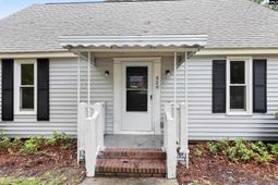 420 Sheridan Drive  photo 4