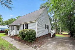 420 Sheridan Drive  photo 4