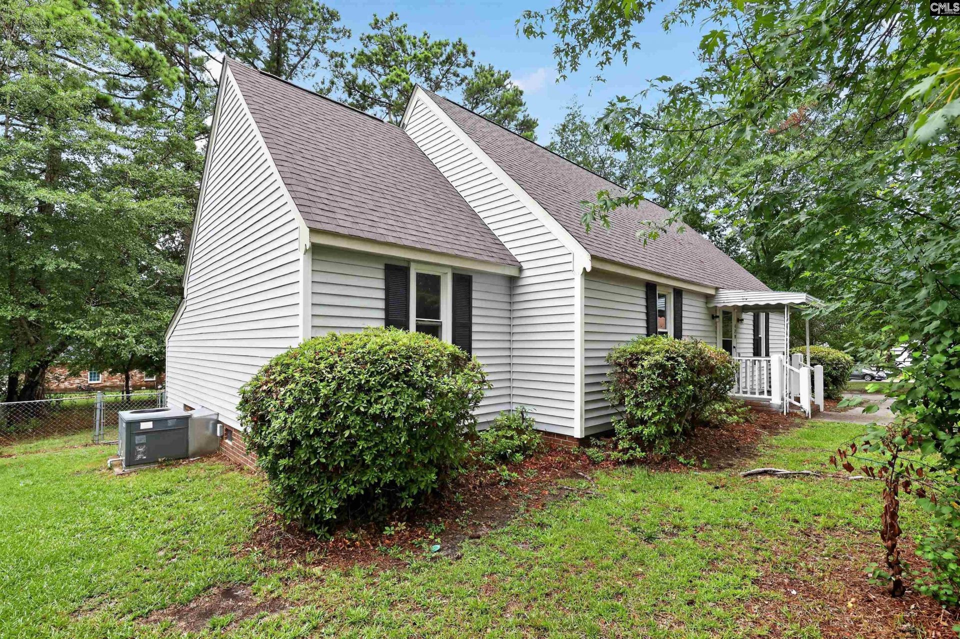 420 Sheridan Drive  Photo 9