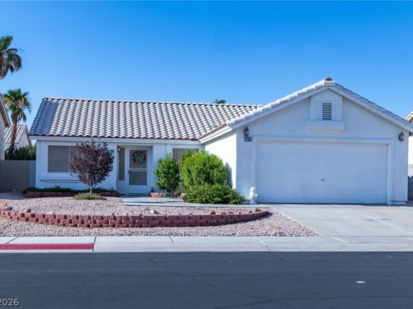 6300 Maxwood Court , Las Vegas, NV 89122