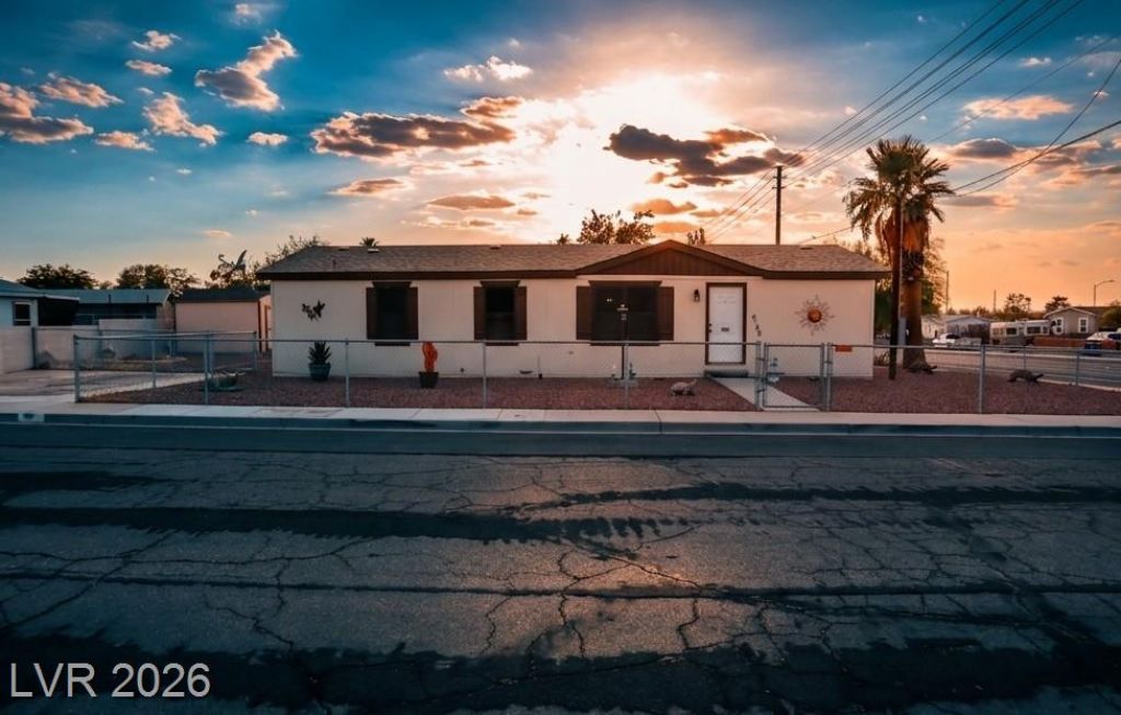 6188 Carlsbad Avenue, Las Vegas, NV 89156 Main Photo