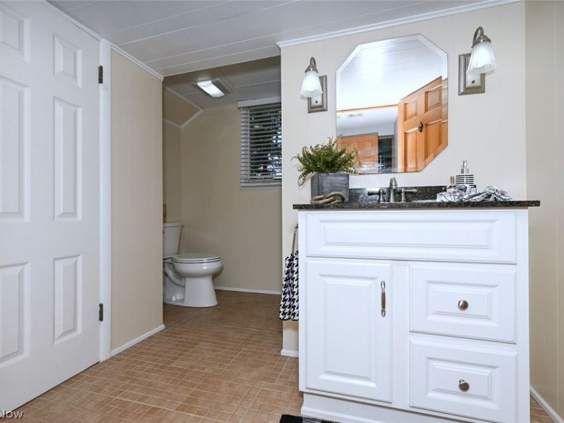 4605 Frazer Avenue NW, Canton, OH 44709 Photo 36
