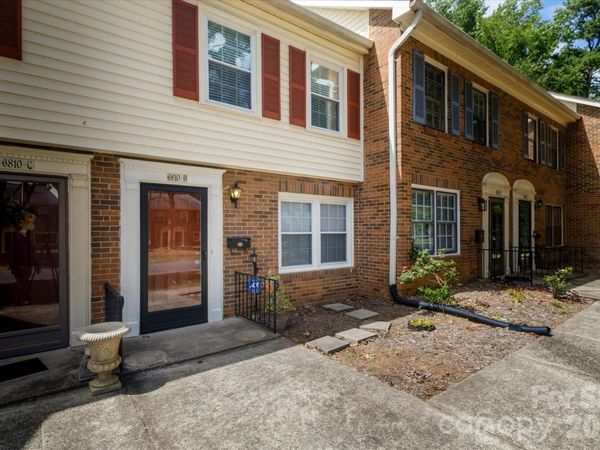 6810 Farmingdale Drive, Unit D, Charlotte, NC 28212