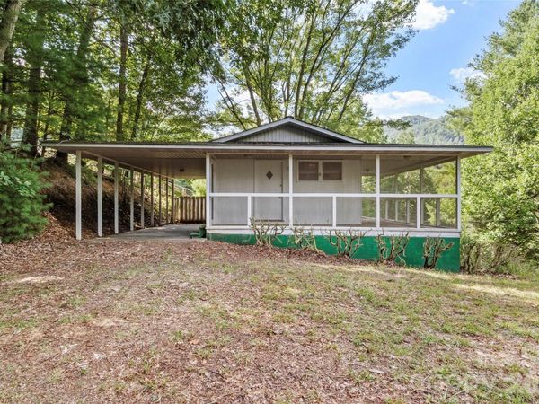 144 Florida Hill Drive , Green Mountain, NC 28740
