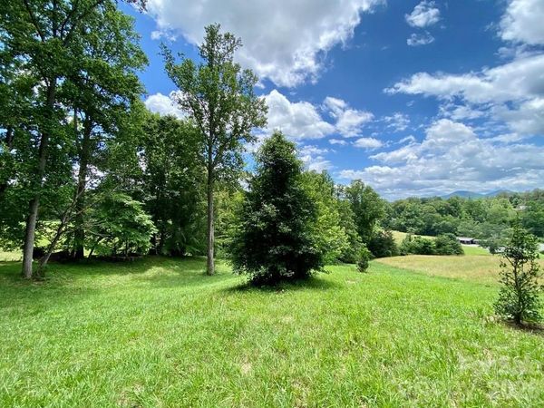 48 Sweet Fern Parkway, Asheville, NC 28804
