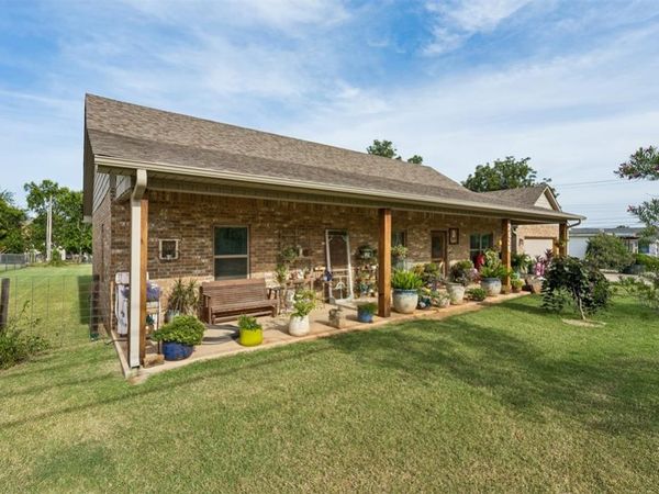 2626 N Beard Avenue, Shawnee, OK 74804