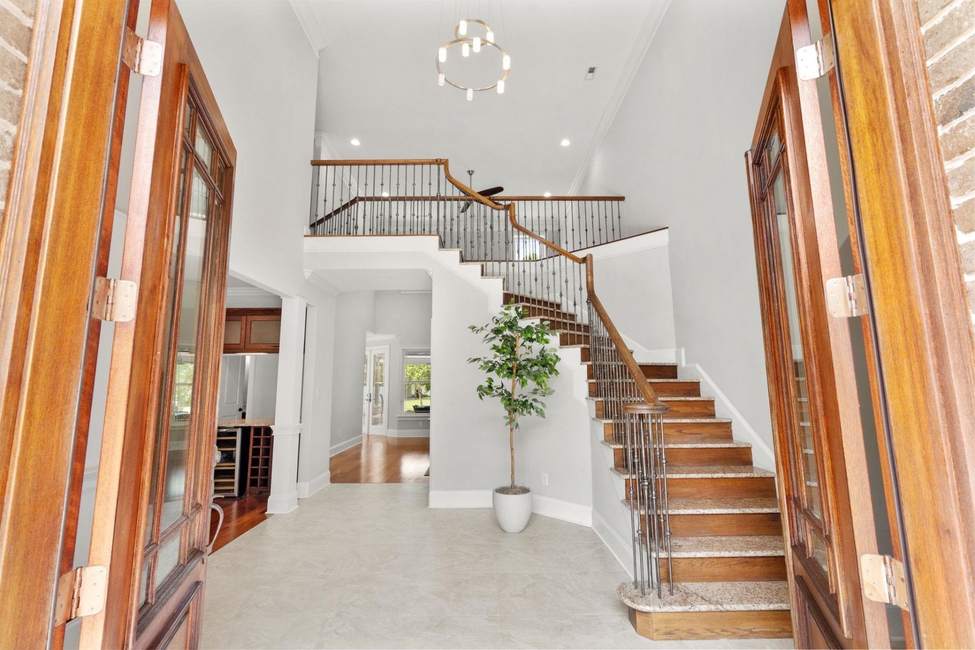 5790 Friendship Ln.  Photo 10