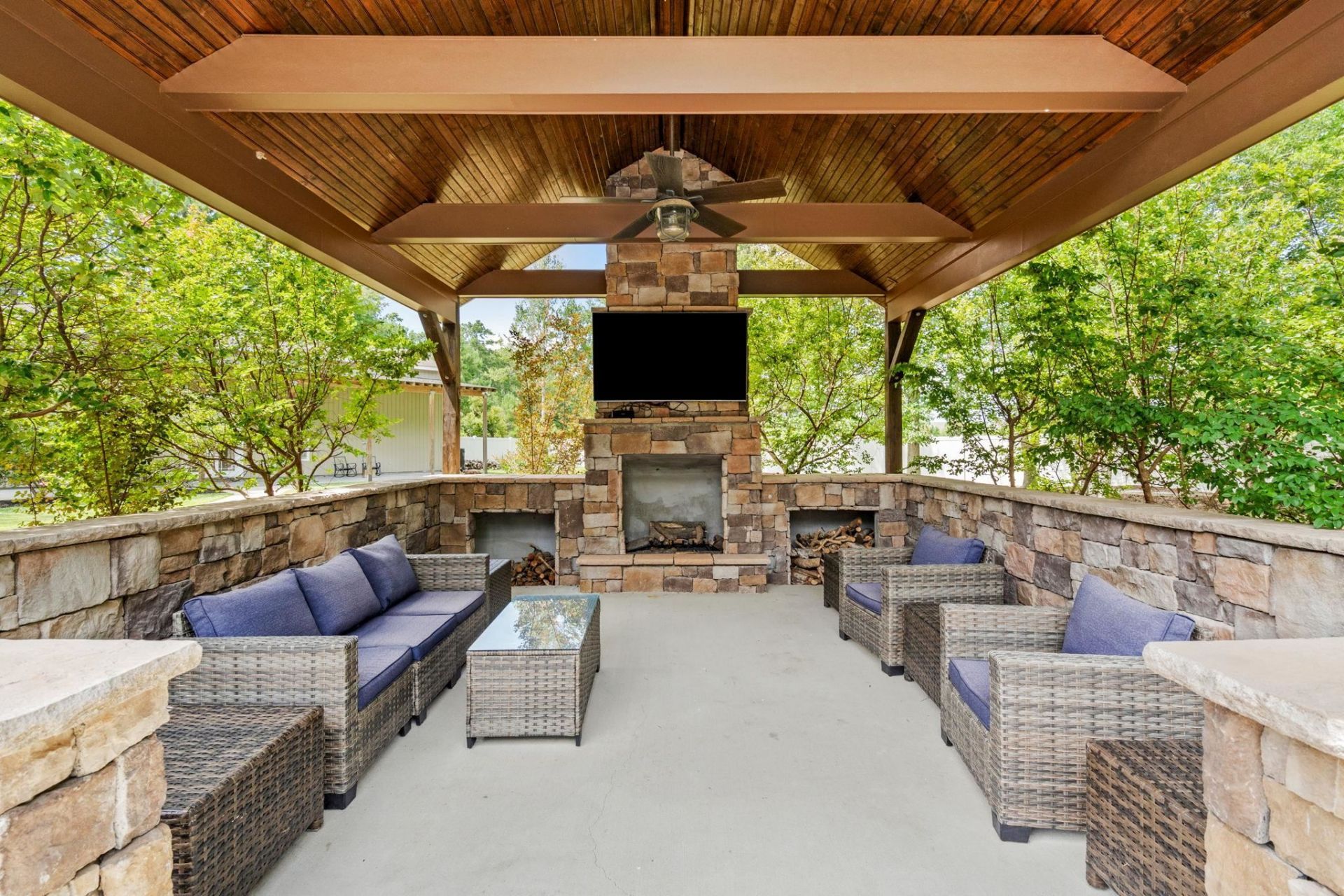 5790 Friendship Ln.  Photo 40