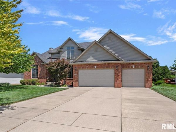 1904 Grist Mill Drive, Springfield, IL 62711