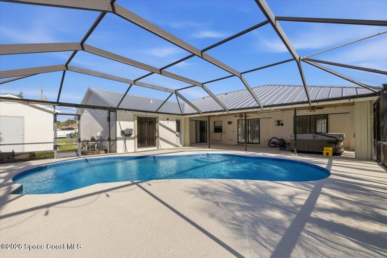 2373 SE Grand Drive , Port Saint Lucie, FL 34952 Photo