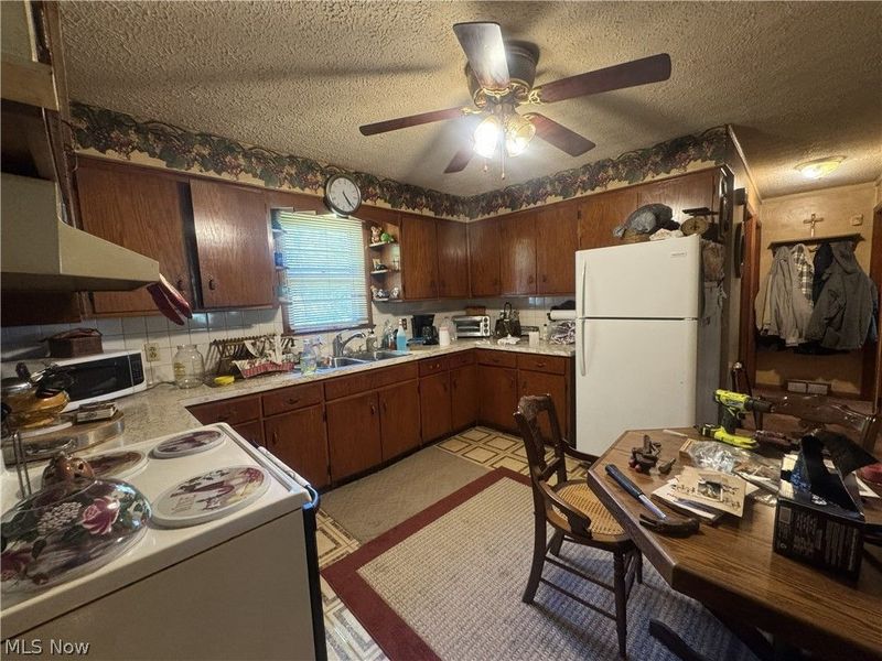 5724 Arrel Road, Lowellville, OH 44436 Photo 12
