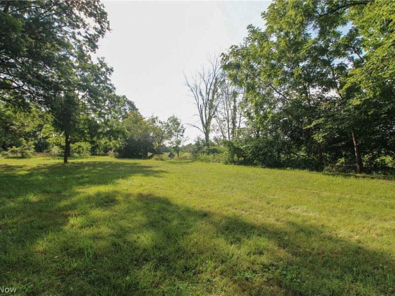 5724 Arrel Road, Lowellville, OH 44436 Photo 7
