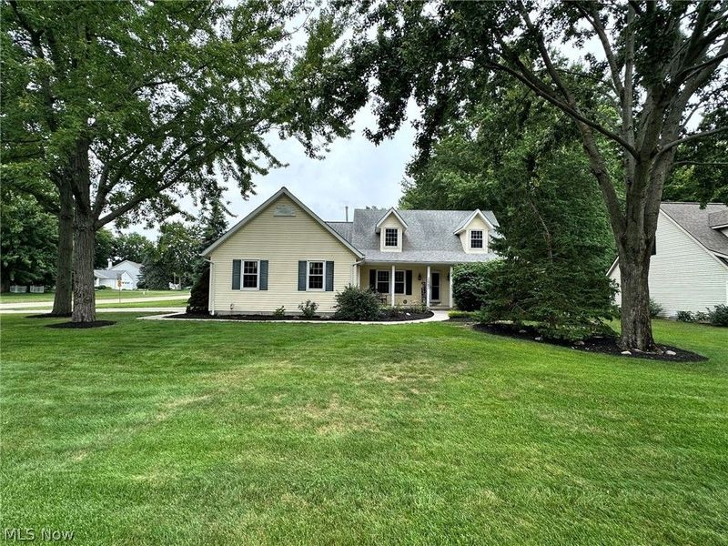 2462 Candlewood Drive, Avon, OH 44011 Photo 1