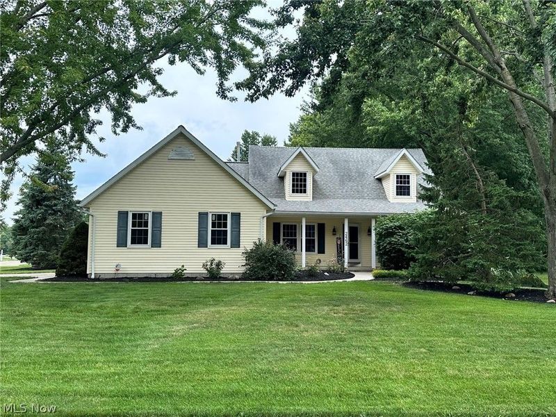 2462 Candlewood Drive, Avon, OH 44011 Photo 2