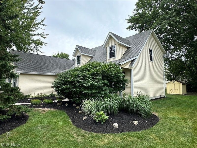 2462 Candlewood Drive, Avon, OH 44011 Photo 4