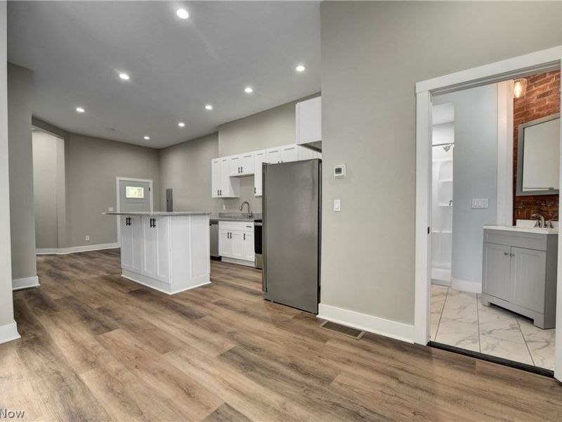 6014 Franklin Boulevard, Unit 1, Cleveland, OH 44102 Photo 14