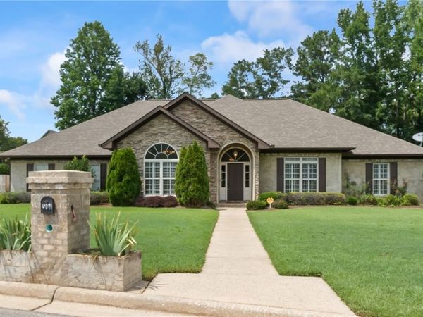 504 Hay Market Lane, Tuscaloosa, AL 35405