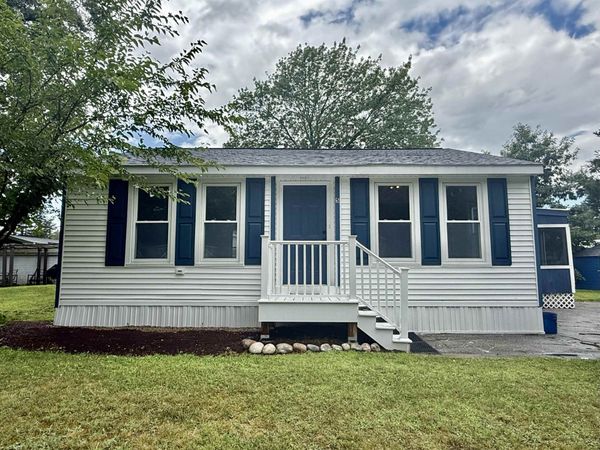 5 Nottingwood Lane, Merrimack, NH 03054