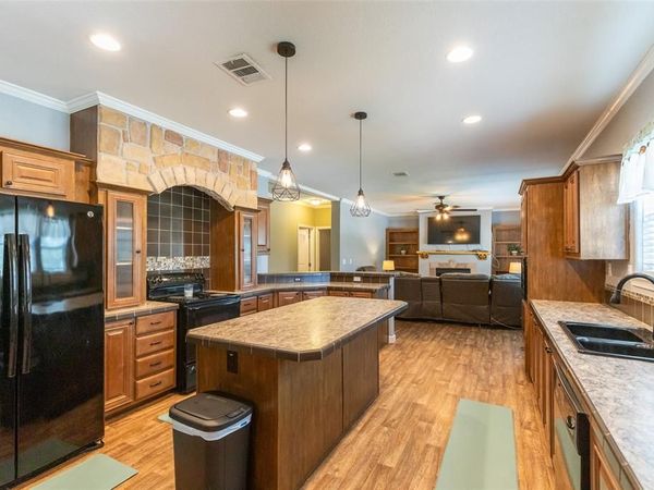239 County Road 123 , Abilene, TX 79601