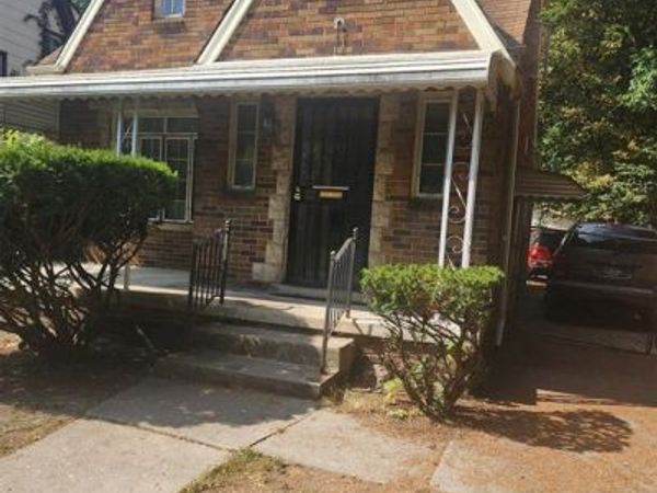 11707 Hartwell Street , Detroit, MI 48227
