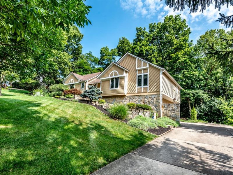 180 Eleanor Drive, Springboro, OH 45066 Photo 2