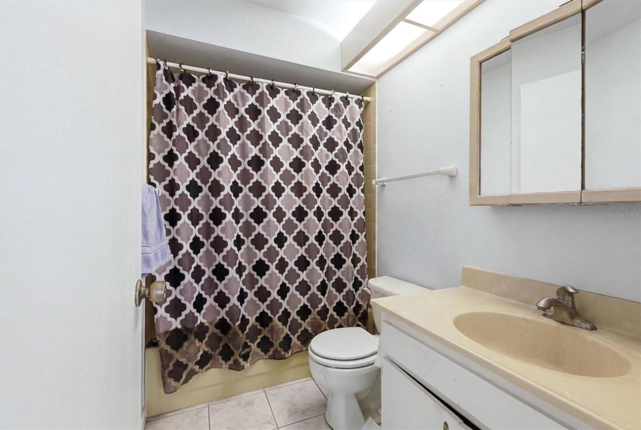 5063 Village Gardens Drive, Unit 9, Sarasota, FL 34234 Photo