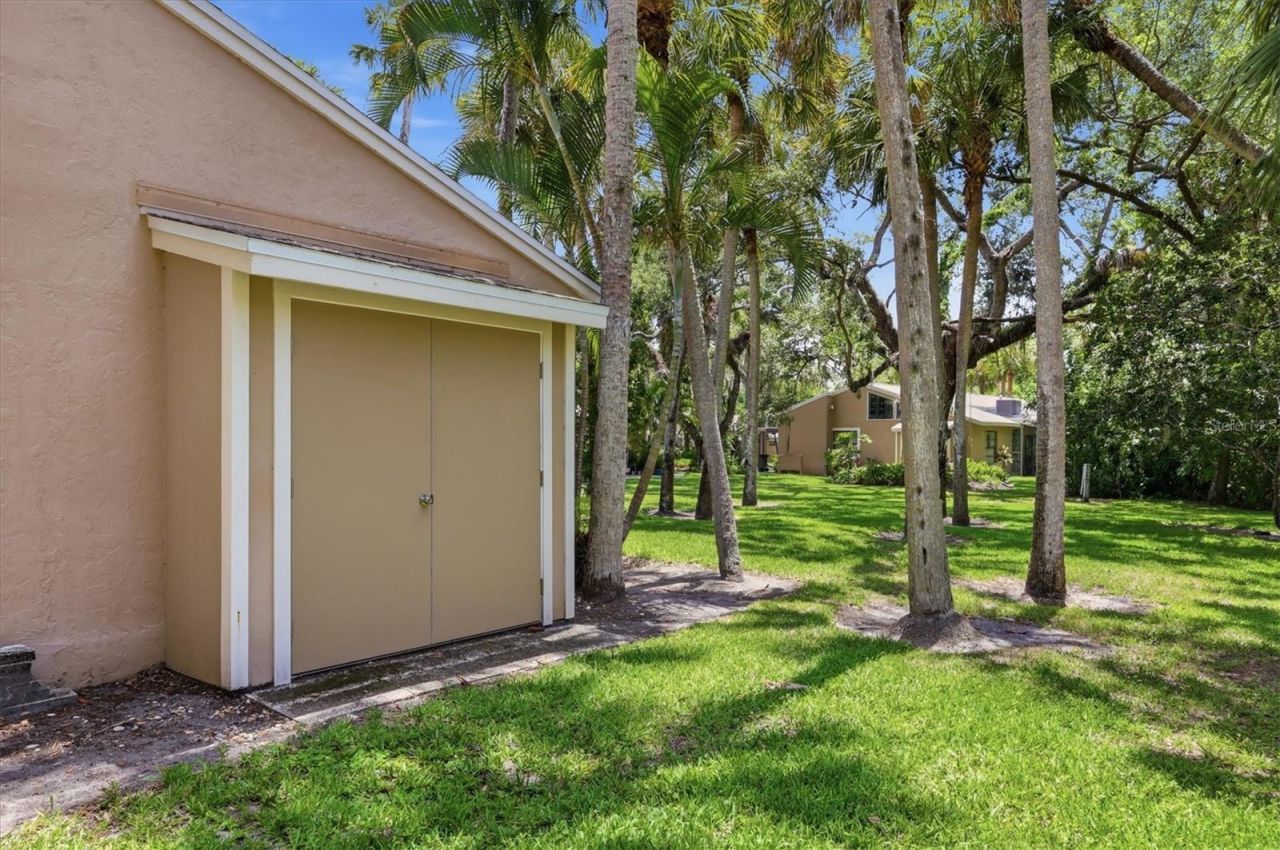 5063 Village Gardens Drive, Unit 9, Sarasota, FL 34234 Photo