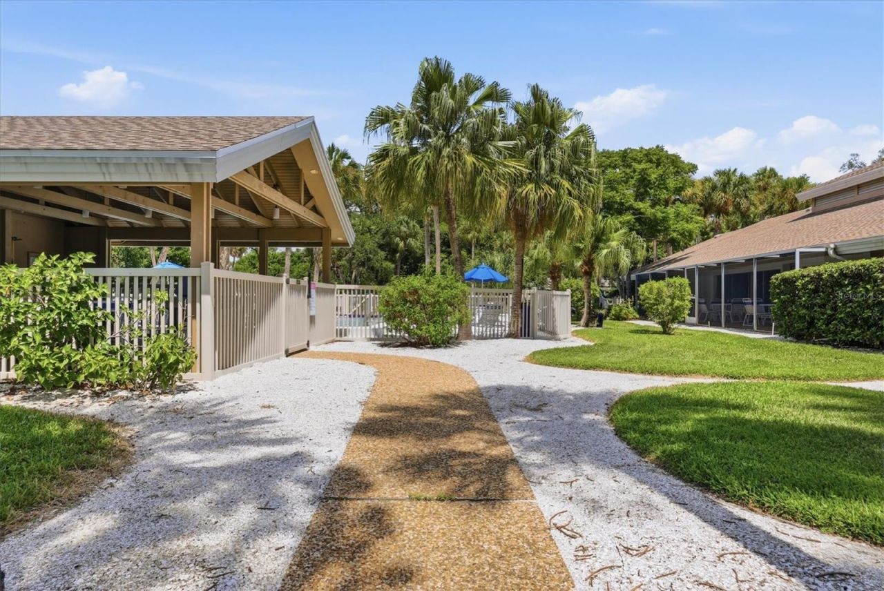 5063 Village Gardens Drive, Unit 9, Sarasota, FL 34234 Photo