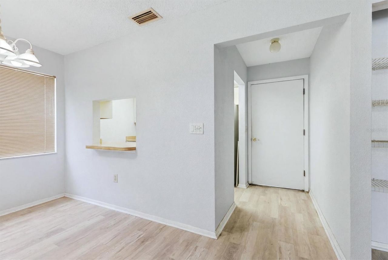 5063 Village Gardens Drive, Unit 9, Sarasota, FL 34234 Photo