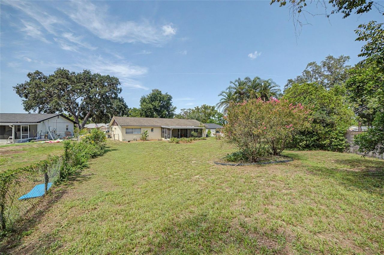 612 Barkfield Loop, Brandon, FL 33511 Photo