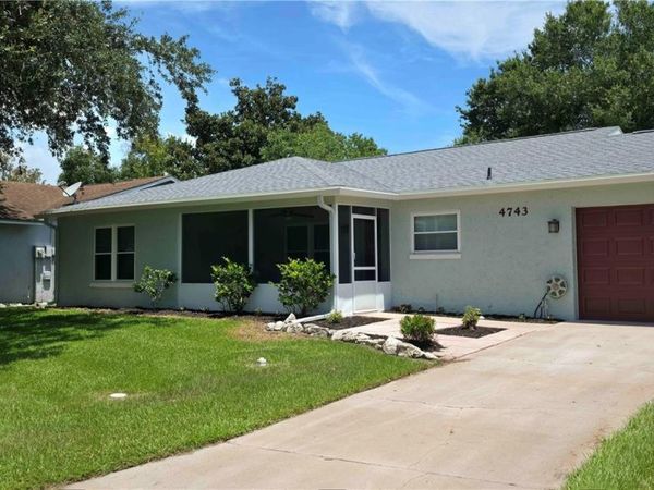 4743 LARCHMONT COURT , ORLANDO, FL 32821