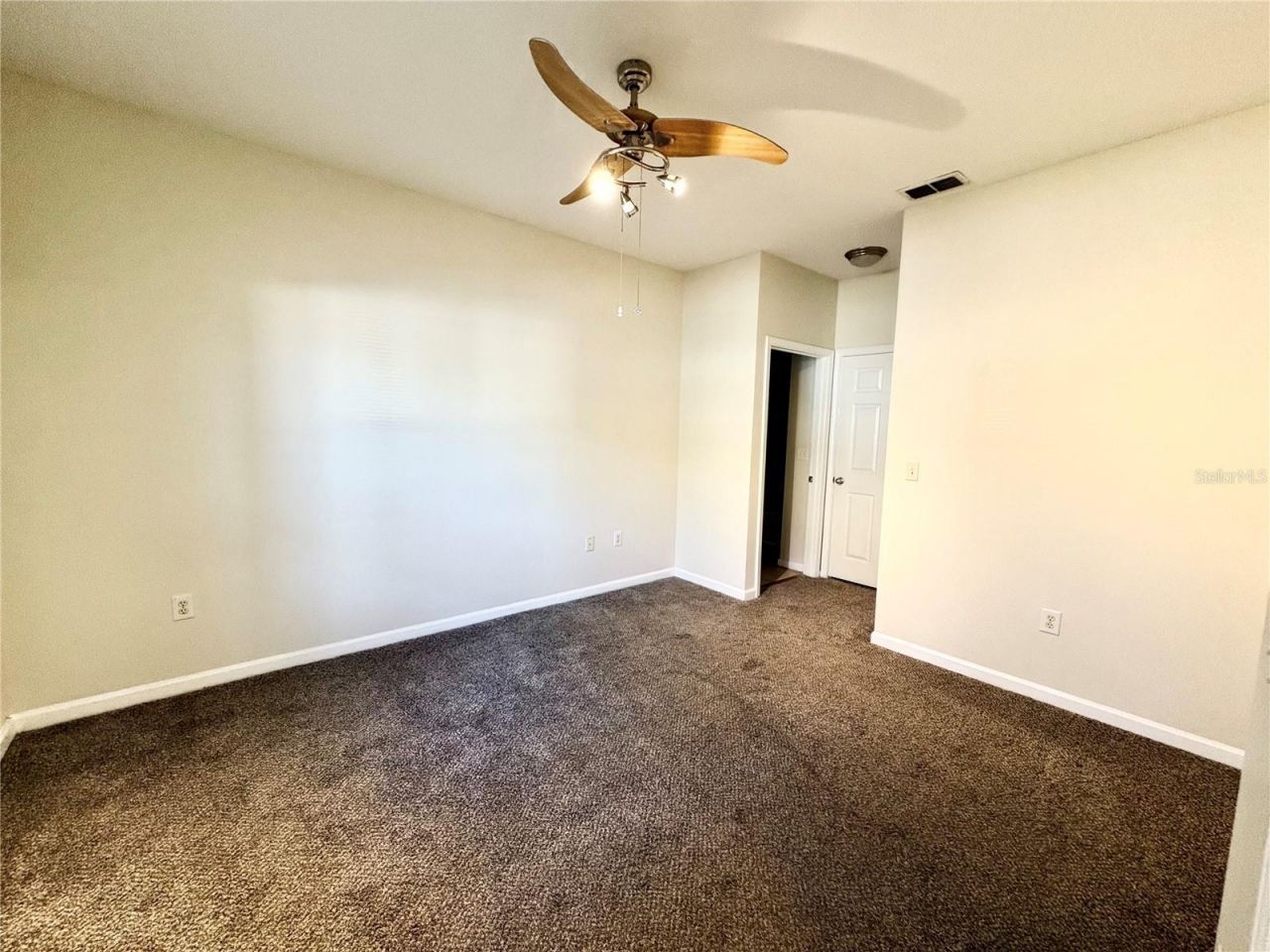 4802 51st Street W, Unit 102, Bradenton, FL 34210 Photo