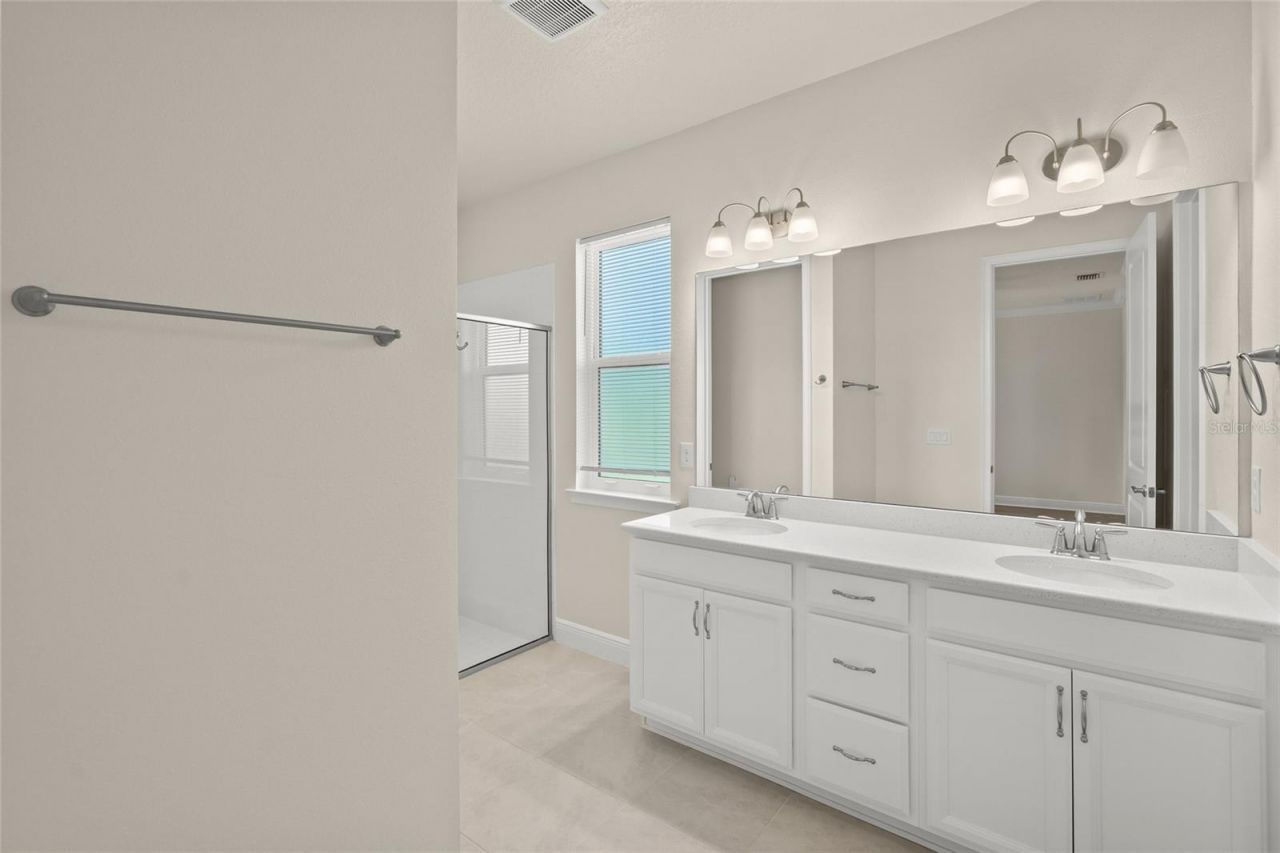 5690 Long Shore Loop, Sarasota, FL 34238 Photo