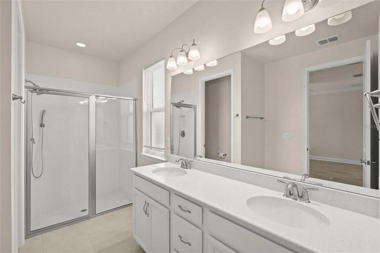 5690 Long Shore Loop, Sarasota, FL 34238 Photo