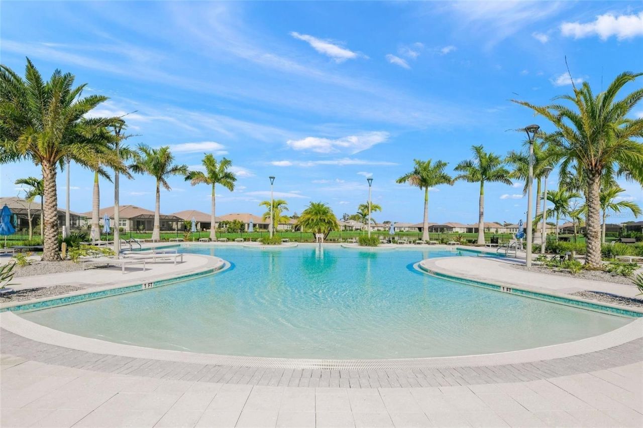 5690 Long Shore Loop, Sarasota, FL 34238 Photo