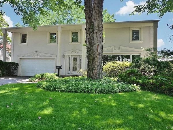 34 Old Pine Drive , Manhasset, NY 11030