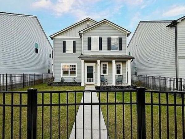 64 Hargrave Avenue, Bethlehem, GA 30620