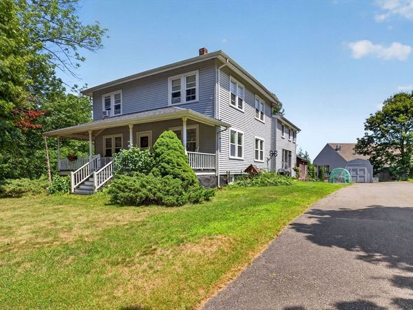 425 Old Somerset Ave, Dighton, MA 02764