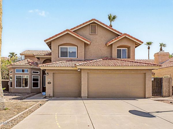 4113 E GLENHAVEN Drive, Phoenix, AZ 85048